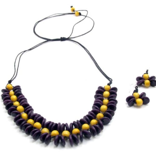 Tagua beads make up this simple set, comes with a choker and earrings.