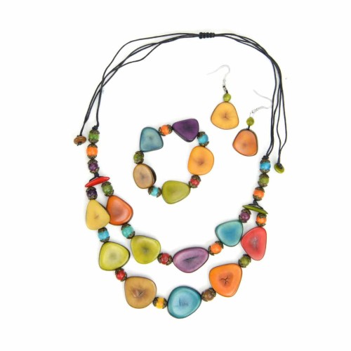 A picture of the tagua crown, the beads are made out of tagua, and coming in the color multi.