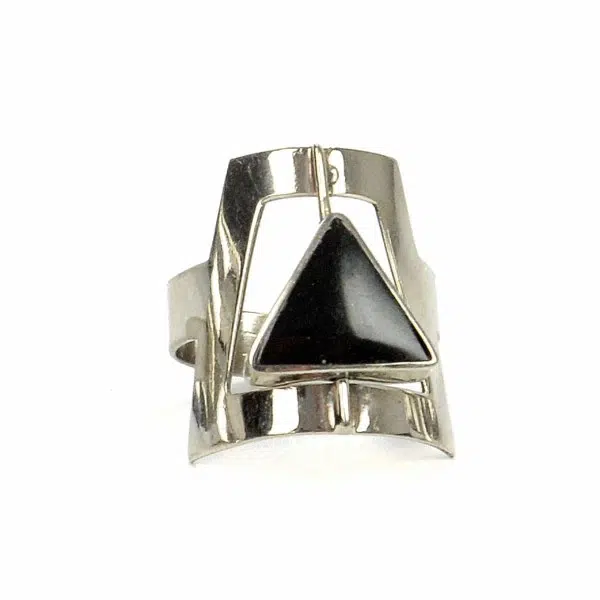 A close up picture of the triangle flip stone ring.