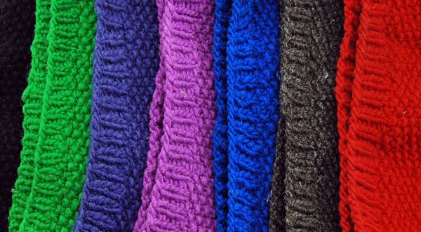 close up of the clara headband showing the colors and the stitching