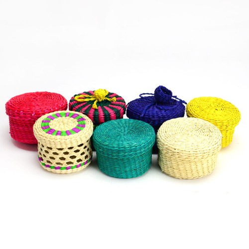 Different colors for mini baskets