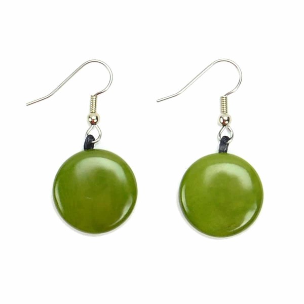 A picture of the green earrings for the bubble set.