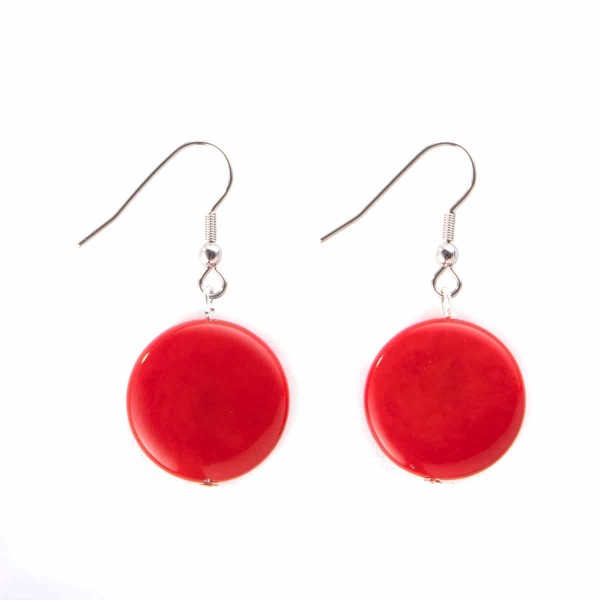 A picture of the red earrings from the bubble set.