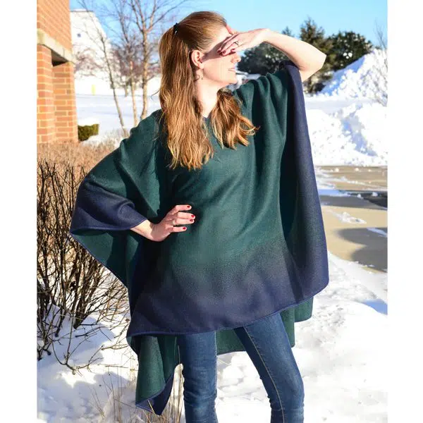 The transition poncho, this poncho shift from one color to the next, this poncho can be reversed.