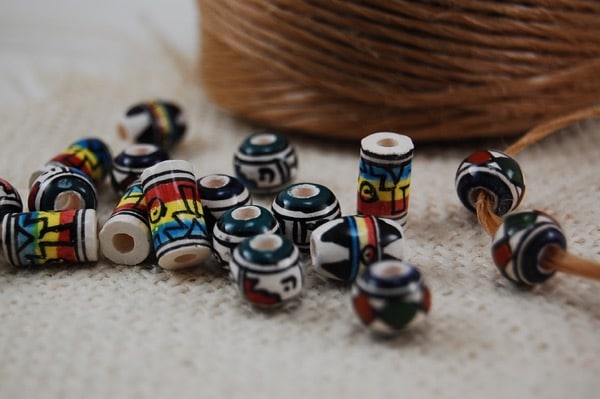 Ceramic Beads (100 Ct)