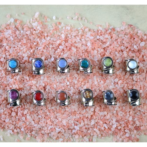 A picture of all the different colors that the isabella ring.