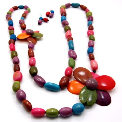 A picture of the petal power set, made from tagua and taguilla beads.