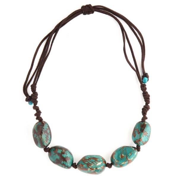 A picture of the stonewashed necklace, comes in a verity of colors, the color of the rocks in this picture are turquoise