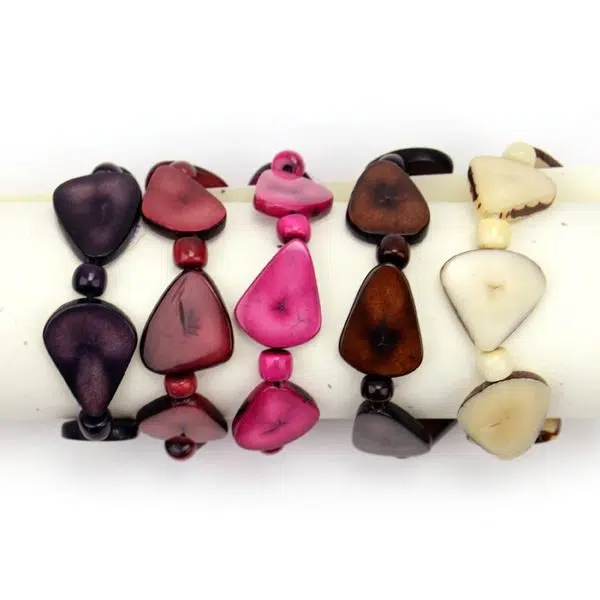 A verity of colors that the thick slice bracelet can come in, those colors are, purple, magenta, pink, brown, and white.