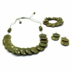 A picture of the green tagua disc set.