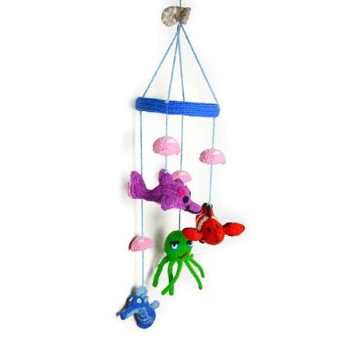 Are yarn mobile come in different styles, this is the ocean