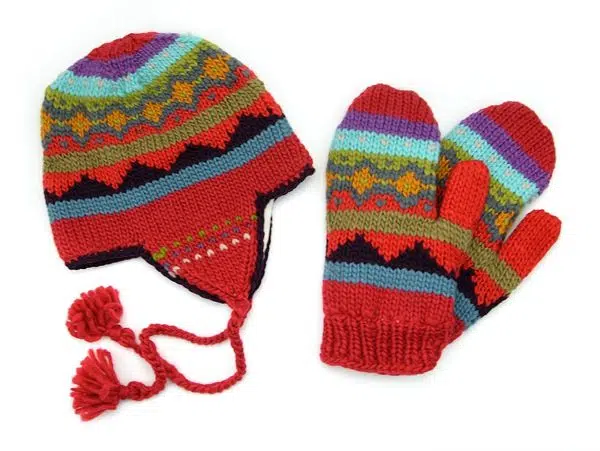 Classic Knit Hat & Mitten Set