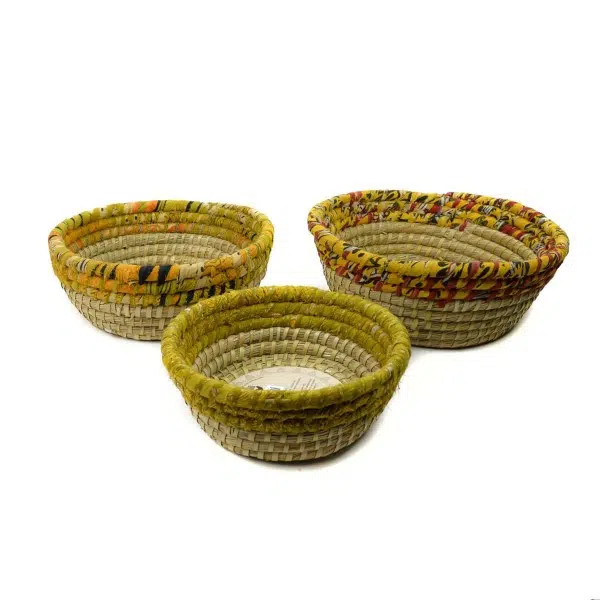 A picture of all the yellow baskets and the different sizes the basket comes in