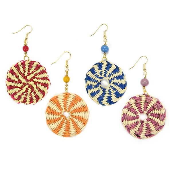 A picture of all the different colors that the disco straw earrings can come in, the colors are red, orange, blue, and pink.