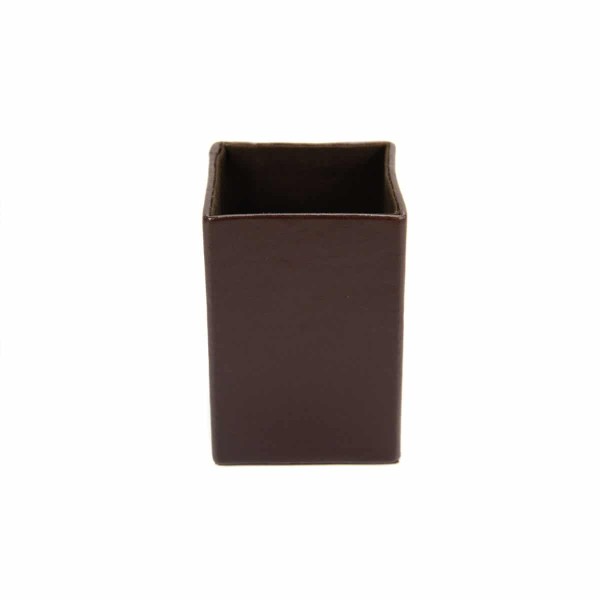 A picture of a brown leather pen holder