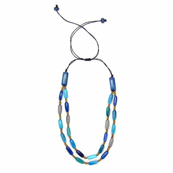 A picture of the blue grace necklace.