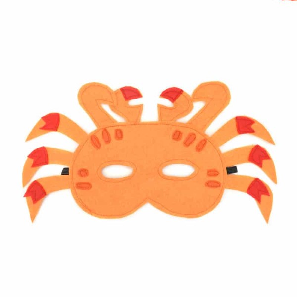 The felt play mask as a crab