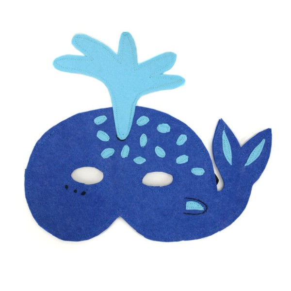 The felt play mask as a whale