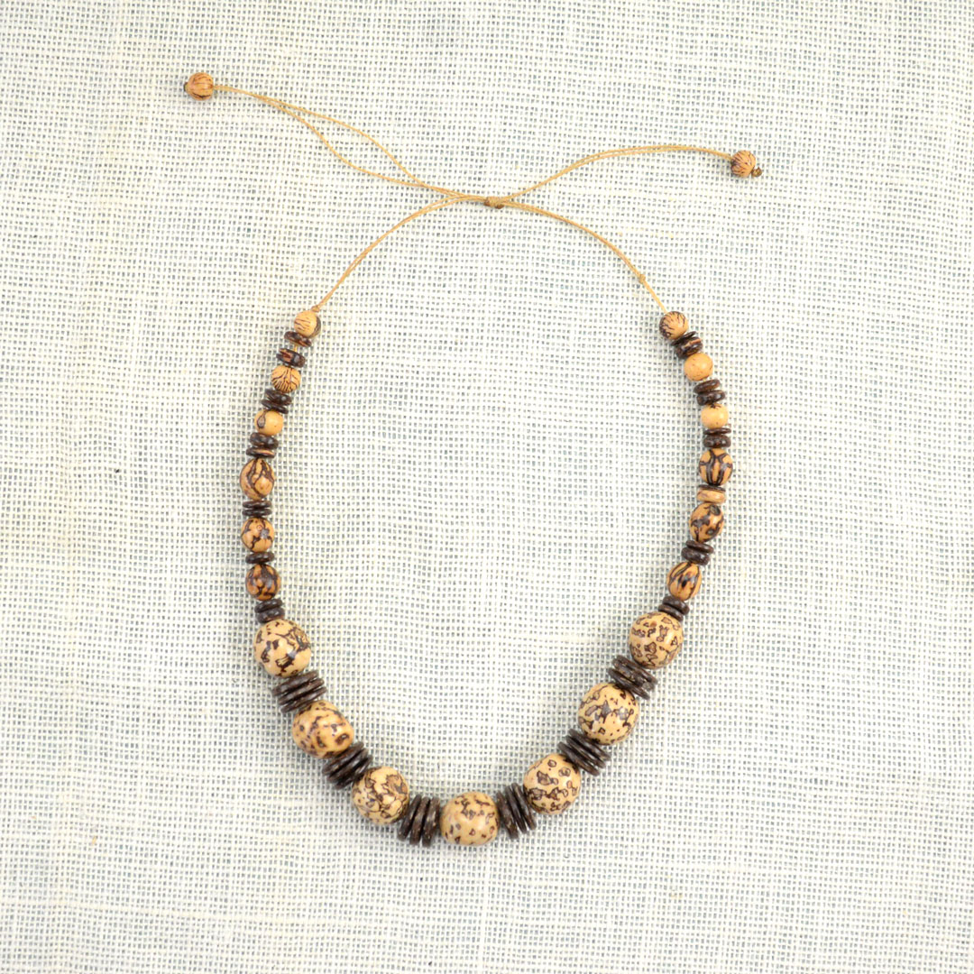 Graduated Pambil Necklace