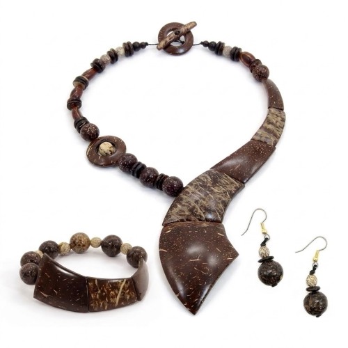 Manta Coconut Shell Jewelry Set