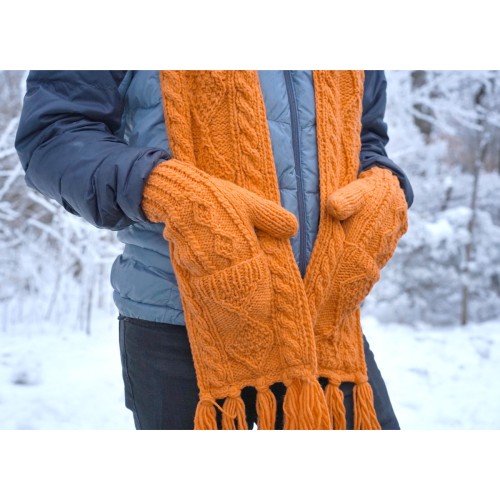 Hand Knit Wool Scarf w/Pocket