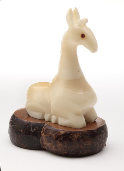 Sitting Giraffe (B) NOW 62910 Giraffe