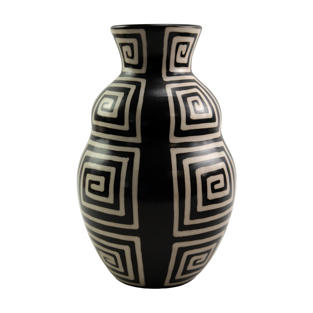 Chulucanas Vase - 10"